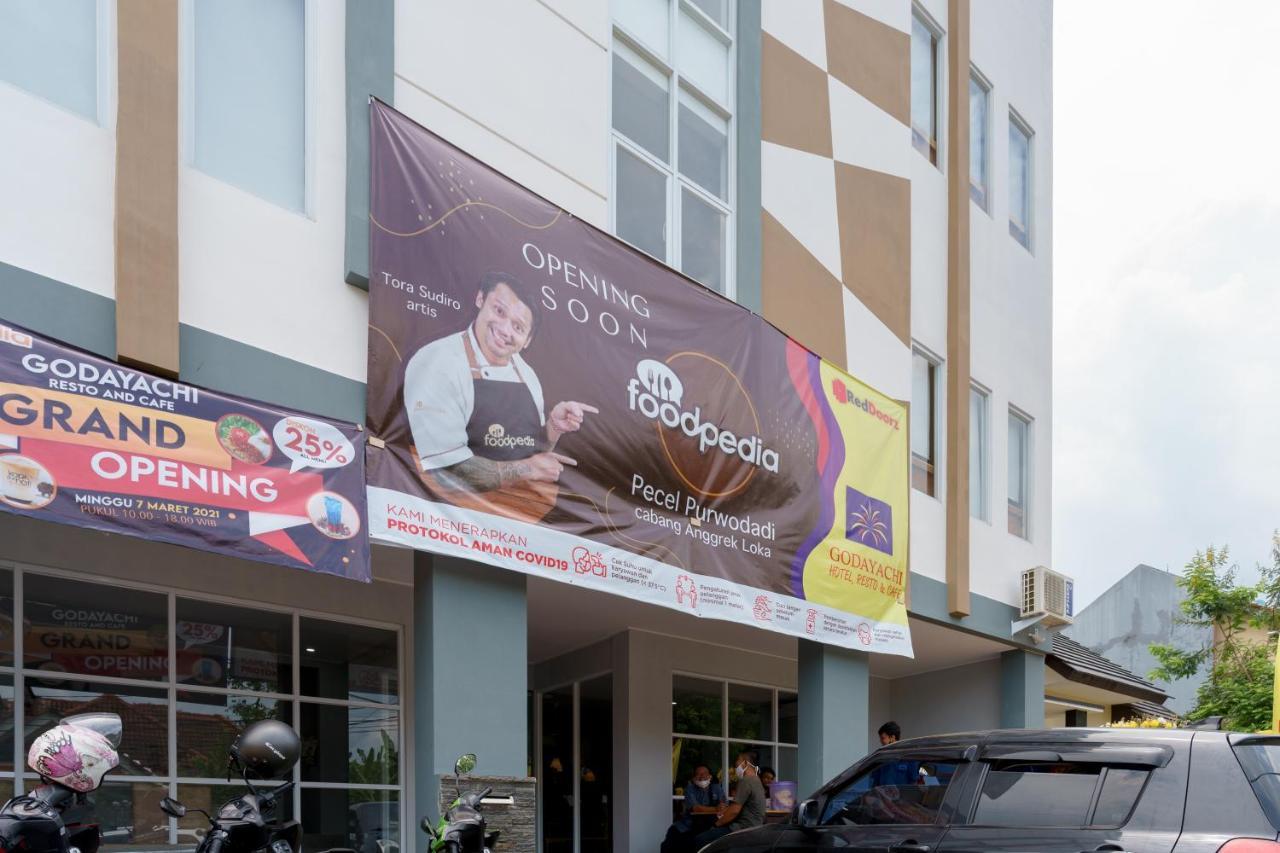 RedDoorz Syariah Plus @ BSD City South Tangerang Bagian luar foto