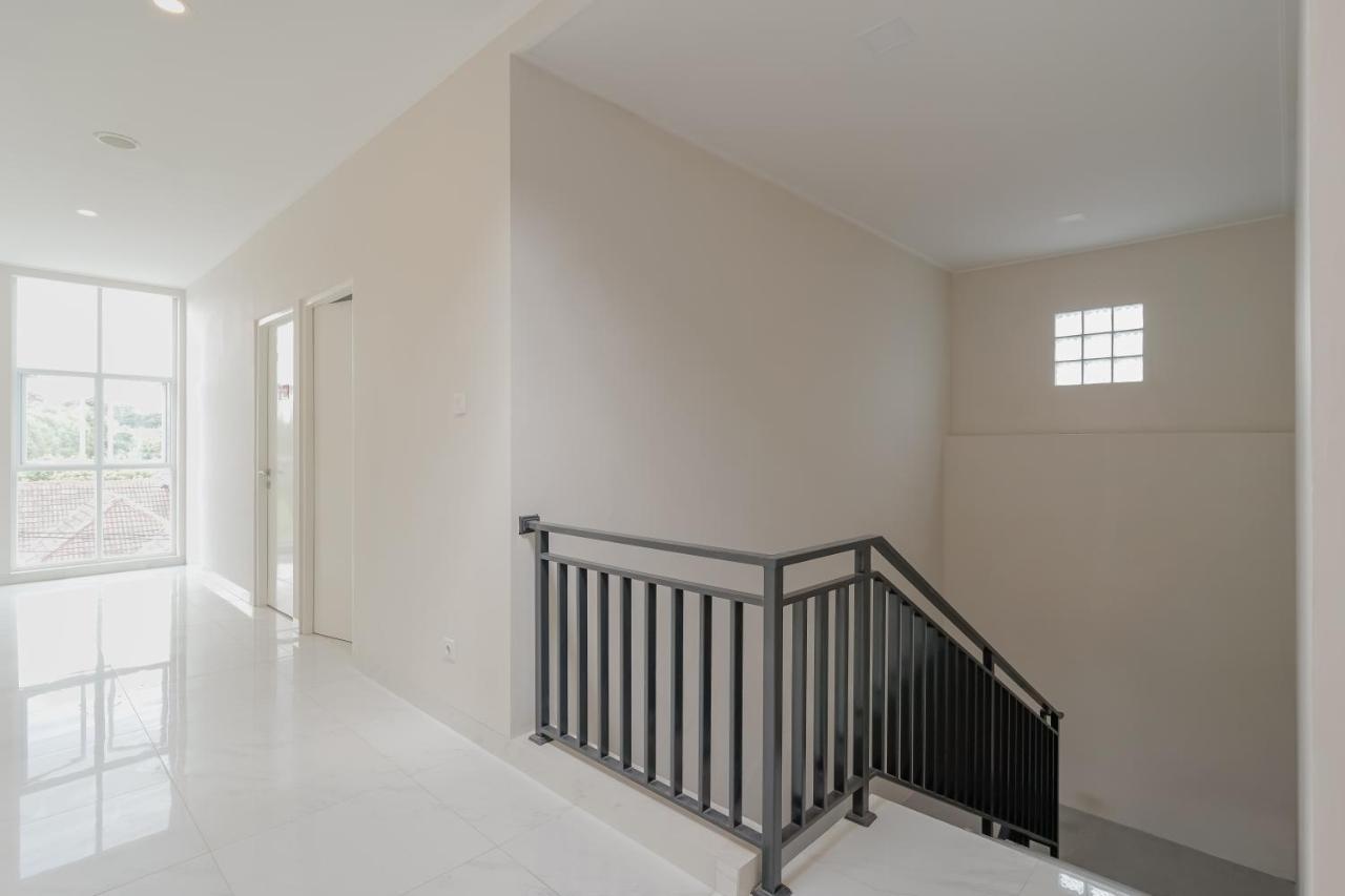 RedDoorz Syariah Plus @ BSD City South Tangerang Bagian luar foto
